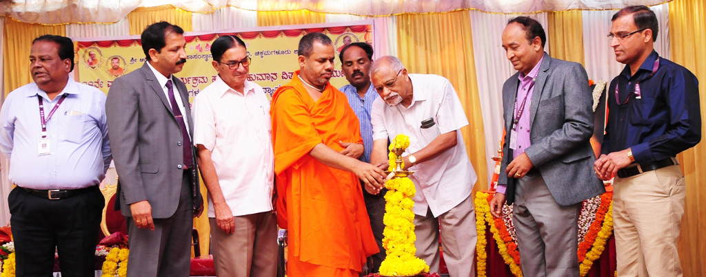 ಅಧ್ಯಾತ್ಮದಲ್ಲಿ ಜ್ಞಾನದ ಬೆಳಕು ಕಾಣಬಹುದು: ಗುಣನಾಥ ಸ್ವಾಮೀಜಿ